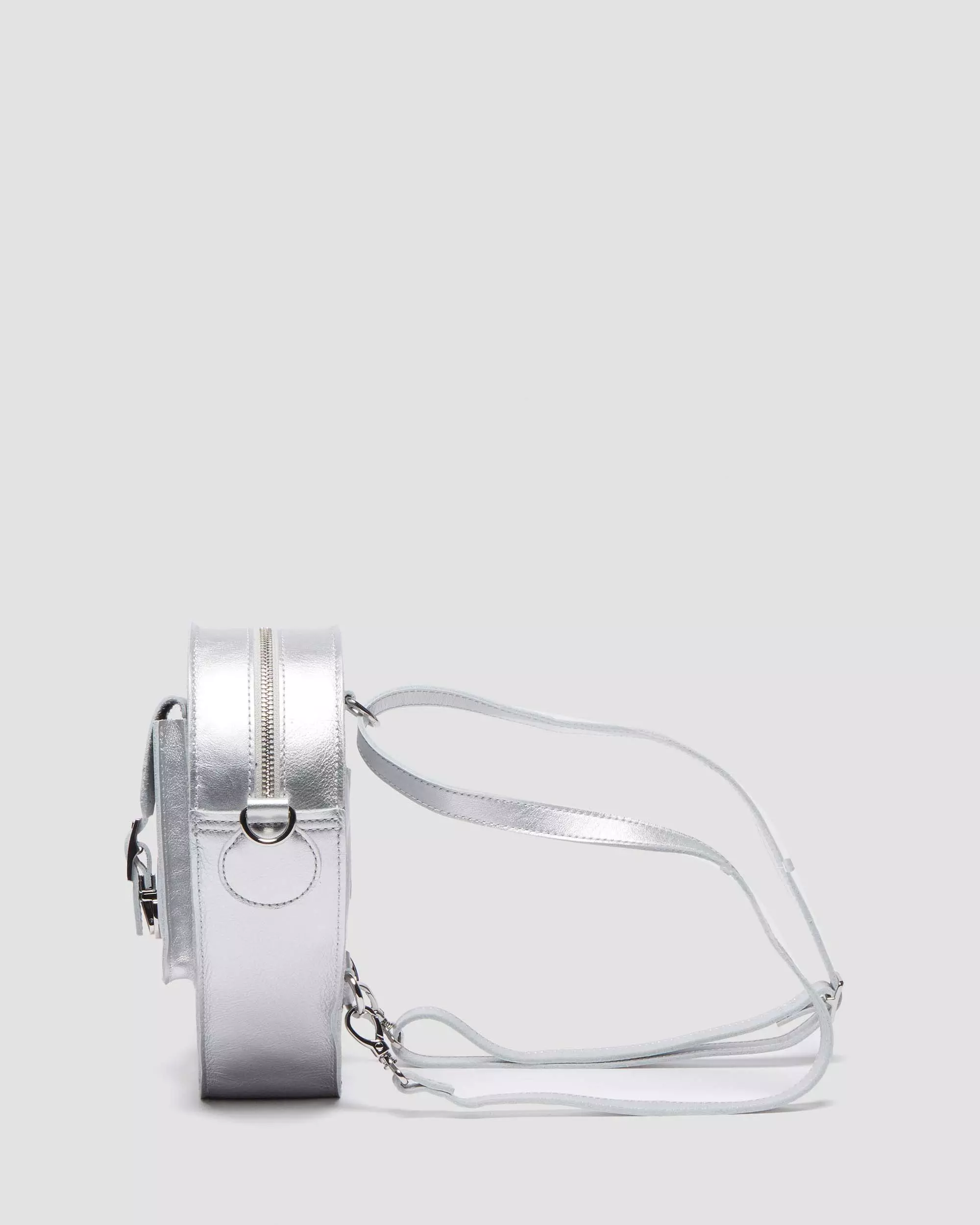 AD015040.85.webp
